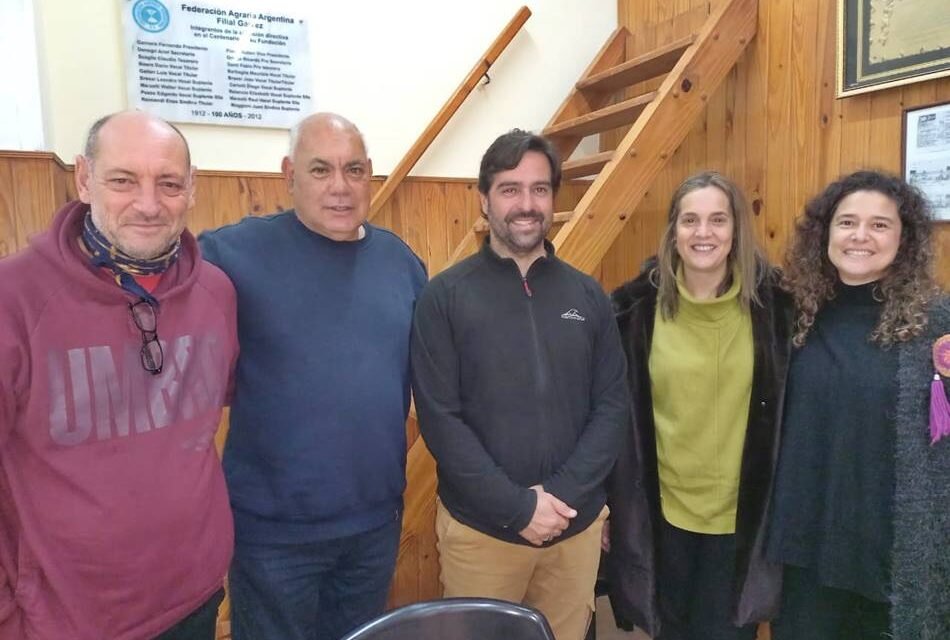 Visitó la filial local de F.A.A. Andrea Sarnari, candidata a presidirla a nivel nacional y a hacer historia en la entidad