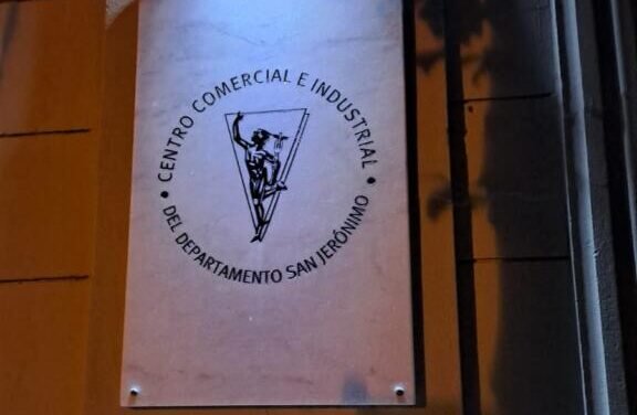 Centro Comercial e Industrial: convocatoria a asamblea general extraordinaria