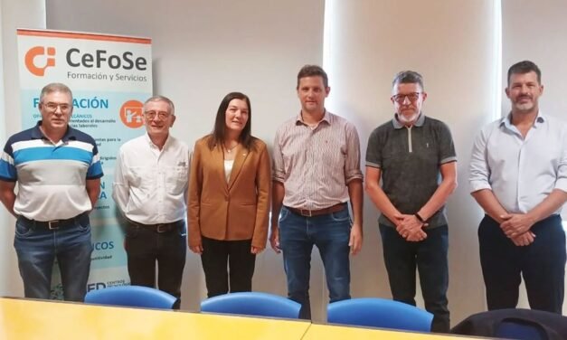 Tras la firma entre ESUP y la UTN, la Ingeniería en Mecatrónica en Gálvez será una realidad en 2026