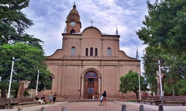 El templo parroquial cumple hoy 100 años y Cablenet prepara un ciclo especial para conocer su historia
