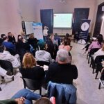 «Comunicación efectiva»: se dictó una nueva charla en el Centro Comercial