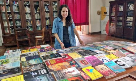 La Biblioteca exhibe los nuevos ejemplares que adquirió en la Feria del Libro