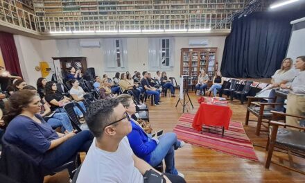 Día de las infancias y adolescencias libres de etiquetas: el Fórum Infancias Zona Centro organizó charla-taller