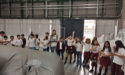 El Colegio del Calvario vive una interesante experiencia astronómica junto al planetario «CARL SAGAN»