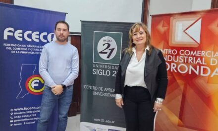 Raquel Ottolini, de Universidad Siglo 21, visitó el Centro Comercial de Coronda tras el convenio con FECECO
