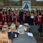 El Coro Polifónico presentó una nueva edición de «Voces en la Biblio»