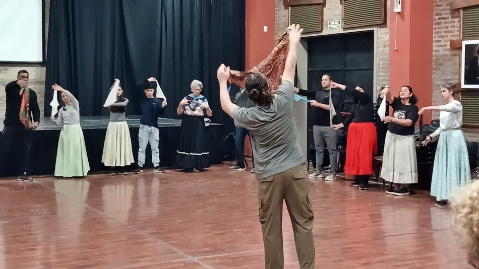 Talleres gratuitos de folklore: este sábado se realizó el primero de zamba con la pareja Bracco-Lorenzatti
