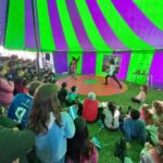 «El circo de Galupa y sus amigos» trajo alegría y risas a la jornada de festejo patrio organizada por UNIDOS