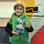 María Elena Molina vivió en Gálvez, es escritora y presentó su libro «Otro tren sale», con una poesía a Lidia Milanesio