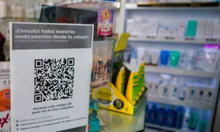 Medicamentos: las farmacias ya exhiben el código QR para conocer los precios en el celular
