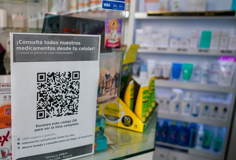 Medicamentos: las farmacias ya exhiben el código QR para conocer los precios en el celular