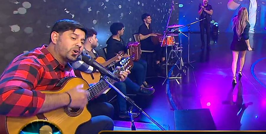 «Facu» Larrieta, tras su reciente paso por Canal 9: «Todo suma para crecer y se abren posibilidades para nuevos festivales»