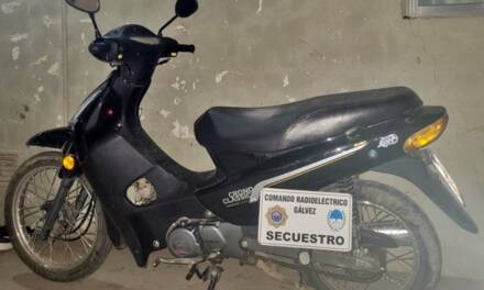 POLICIALES: MARCHABA EN MOTO ROBADA EL AÑO PASADO EN SANTA FE