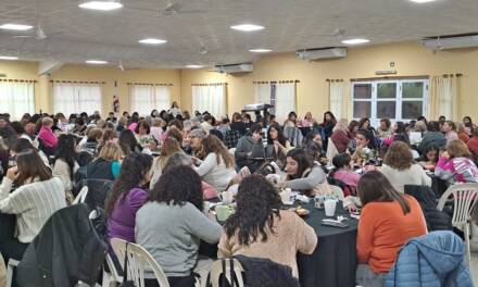 Tarde de lluvia y sabor solidario: gran éxito para el té de la Asociación Civil Comedor Santa Margarita