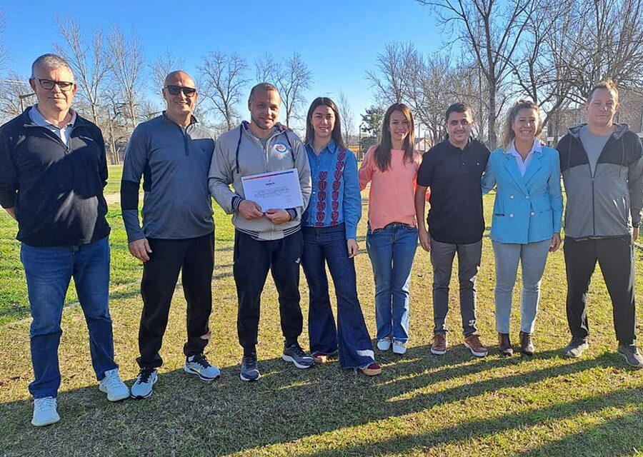 El CEF Nro. 42 recibió un FANI del gobierno provincial para reacondicionar su pista de atletismo
