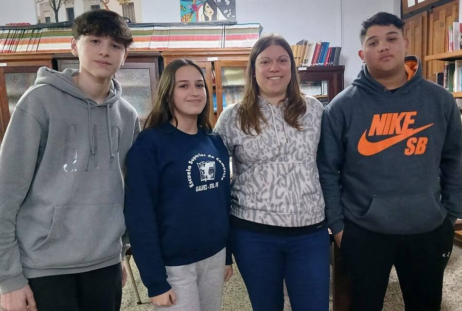 Tres videos de la Escuela de Comercio participan del concurso nacional «Fruteá tu escuela»