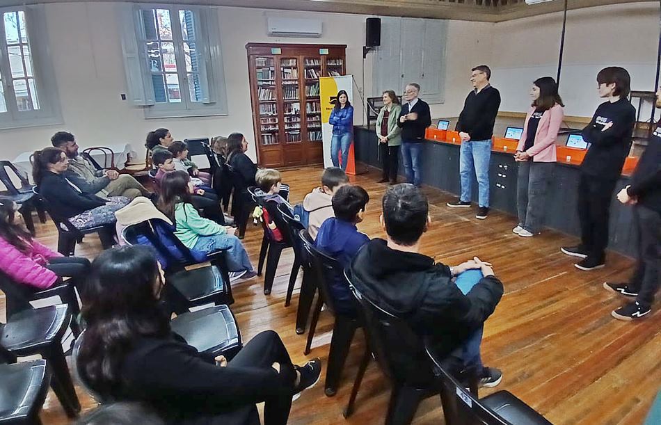 Se inició un nuevo año de «HOLBERTON», donde los niños aprenden a programar en computación
