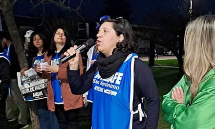 Aumento por decreto en Santa Fe: AMSAFE convoca a una radio abierta en Gálvez para visibilizar el descontento docente