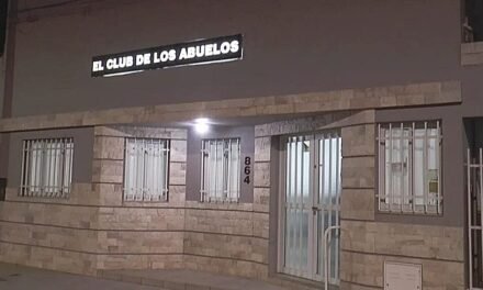 El Club de los Abuelos celebra su 43° aniversario con una cena a la canasta y música en vivo