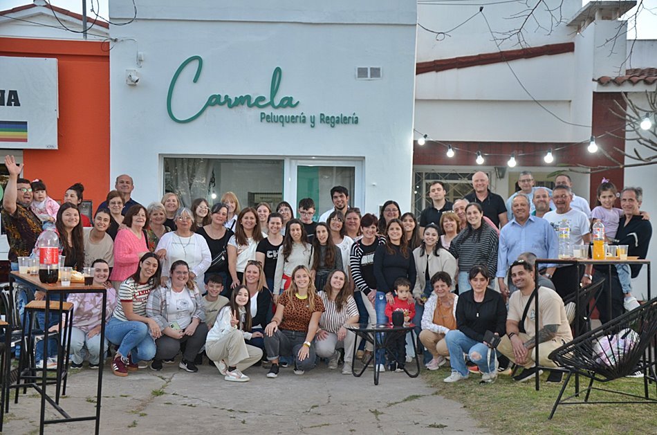 Desde hoy, «CARMELA» Peluquería y Regalería te espera en su nuevo espacio: Avda. Jorge Newbery 210