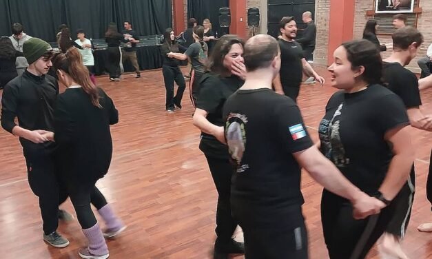 Talleres gratuitos en la CHCB: la pareja Saucedo-Moreno brindó capacitación en Danza del Litoral