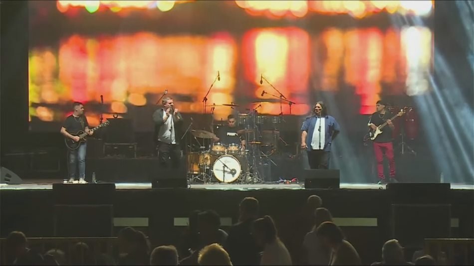 POSITIVO FOLK LLEVÓ NUEVAMENTE SU MÚSICA AL GRAN ESCENARIO DE LA FINACO