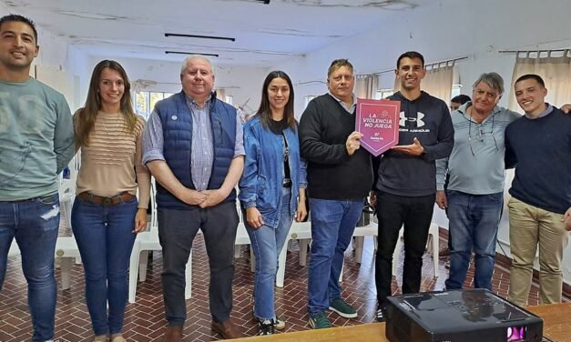 «LA VIOLENCIA NO JUEGA»: Provincia brindó taller apostando al deporte sano a través de la gestión de las emociones