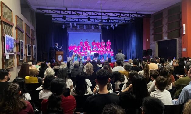 En el año del 50° aniversario del Coro de Niños y Adolescentes, se realizó un nuevo encuentro en la CHCB