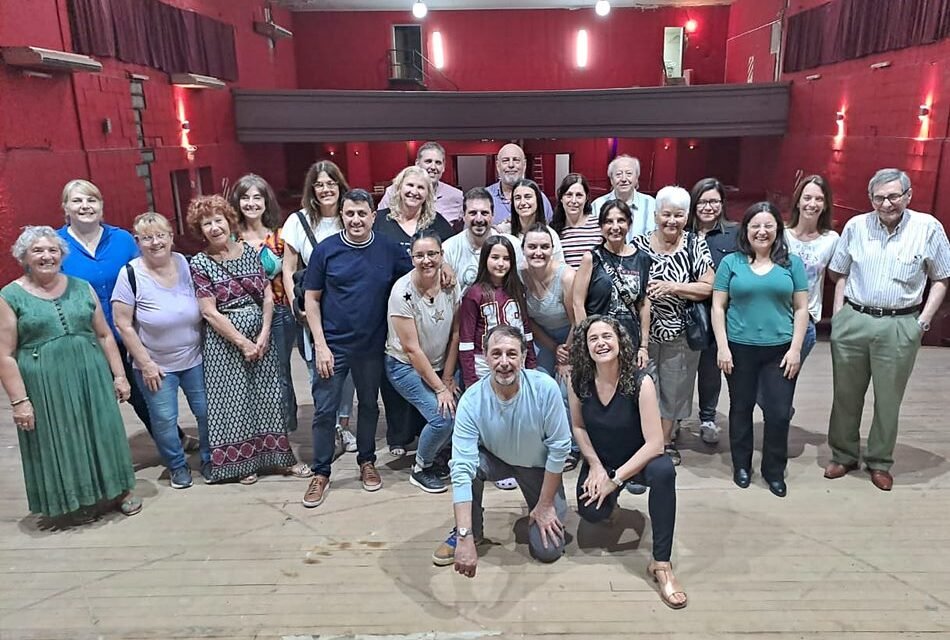 Presentaron la nueva comisión para la Sociedad Italiana: recibirán aporte de 50 millones para el Teatro Marconi