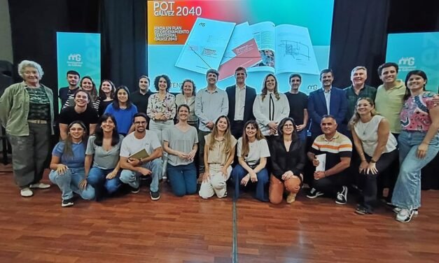 Ante una CHCB colmada, presentaron a la comunidad el P.O.T. (Plan de Ordenamiento Territorial) Gálvez 2040
