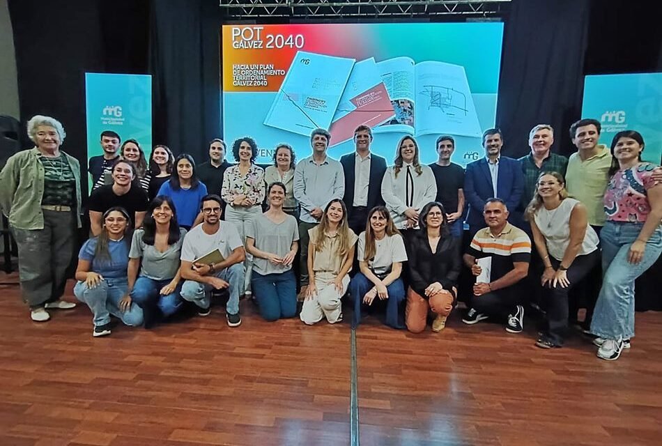 Ante una CHCB colmada, presentaron a la comunidad el P.O.T. (Plan de Ordenamiento Territorial) Gálvez 2040