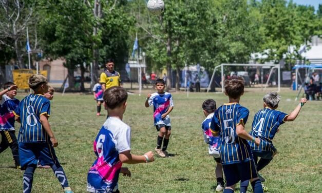 San Carlos se vistió de fútbol: récord histórico en el Torneo «Argentinito» con casi 4.000 jugadores