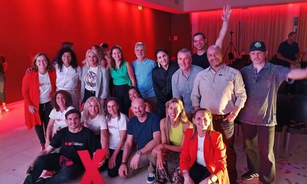 13 oradores hablaron de su «TRANSFORMACIÓN» en el segundo TEDx Gálvez