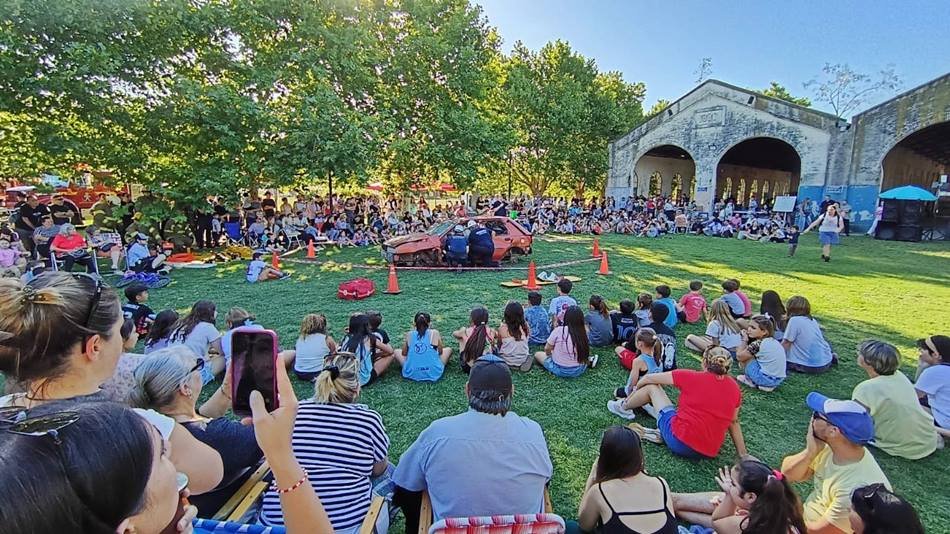 Con «Cuartel Abierto», Bomberos Voluntarios festejó sus 76 años