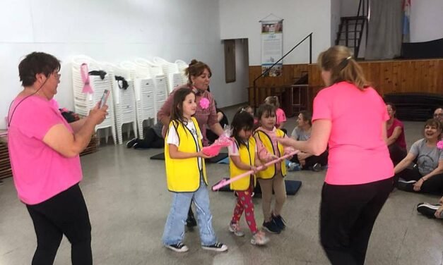 Leones Gálvez y su club de cachorros, realizaron actividad interinstitucional con los grupos de gimnasia del Club de los Abuelos