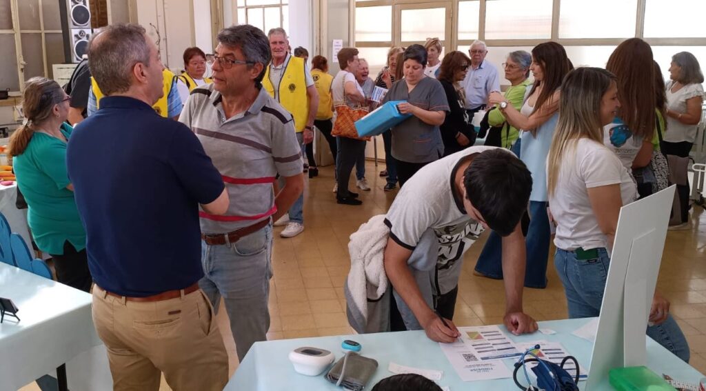Día Mundial de la Diabetes: actividad de prevención y capacitación en el Hospital SAMCo Gálvez