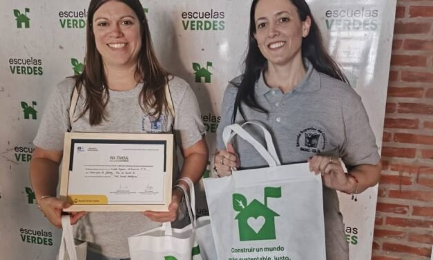 Educar con conciencia ecológica: en pocos días, triple distinción para la Escuela de Comercio