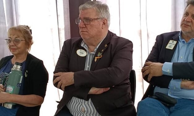 El gobernador del Distrito 2 del Club de Leones visitó la ciudad y lideró dos jornadas de capacitación