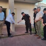 Inauguraron la remodelación del destacamento policial de Loma Alta y entregaron una nueva camioneta a la UR XV