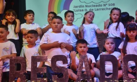 Graduaciones 2025: listos para la primaria, los bajitos del Jardín 108 cerraron su primera etapa escolar