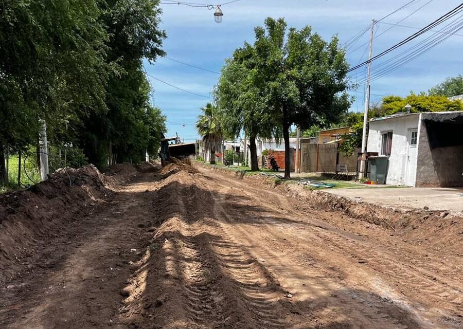 El Municipio avanza con cordón cuneta y estabilizado granular y adelantó para mañana sábado el encendido del arbolito