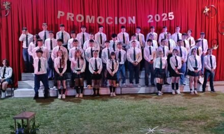 El futuro los espera!!!: egresó la promo 2025 de la EETP nro. 456