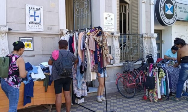 La Casa de Cáritas abre los miércoles de enero: reciben donaciones y brindan ayuda y contención