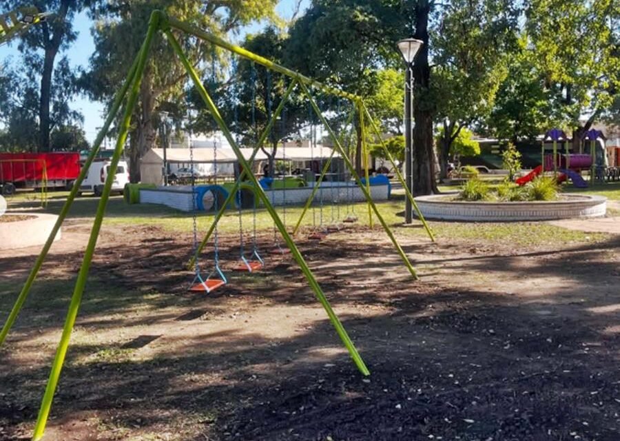 Municipio: terminaron de renovar el espacio de juegos de la Plaza de las Madres