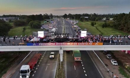 Habilitaron el tercer carril de la Autopista Rosario-Santa Fe: «Con esta obra le ganamos al escepticismo», dijo Pullaro