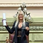 La Cámara de Diputados de Santa Fe distinguió a Carolina Pavetto, creadora de «Mantara», por su aporte al diseño textil artesanal