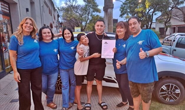 Pinquén entregó los premios a los felices ganadores del Bingo y ya se viene la 13a. edición