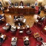 El Senado sancionó la Ley de Municipios y avanzó en proyectos sobre educación