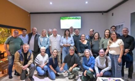 Clara García visitó Barrancas y destacó la vocación de la Comuna «de hacer junto a su gente»