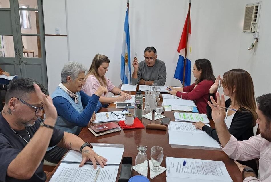 El Concejo Municipal de Gálvez aprobó el asfalto para calle Yapeyú y un nuevo aumento en la tarifa de remises